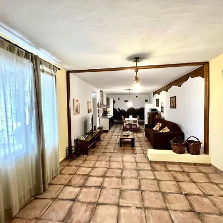 Rural House With Terrace, Barbecue, Near Mirador Del Rio * Haría