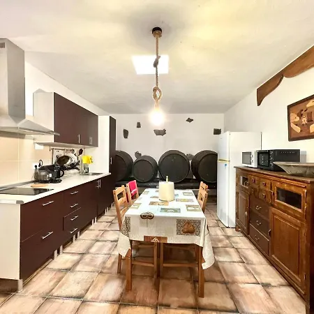 Rural House With Terrace, Barbecue, Near Mirador Del Rio Vakantiehuis Haría